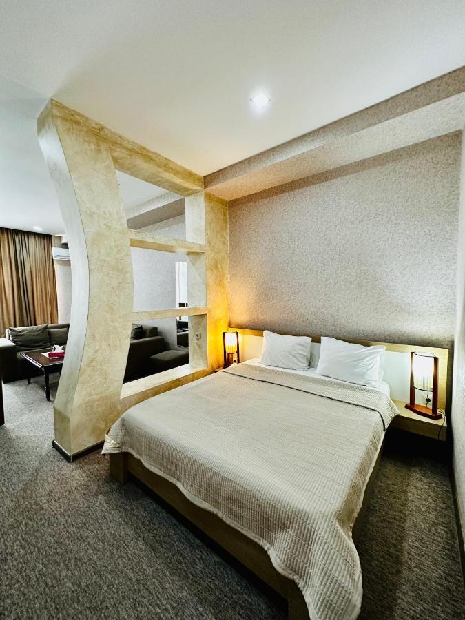 Hotel Liel Tbilisi Esterno foto