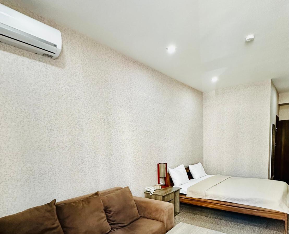 Hotel Liel Tbilisi Esterno foto