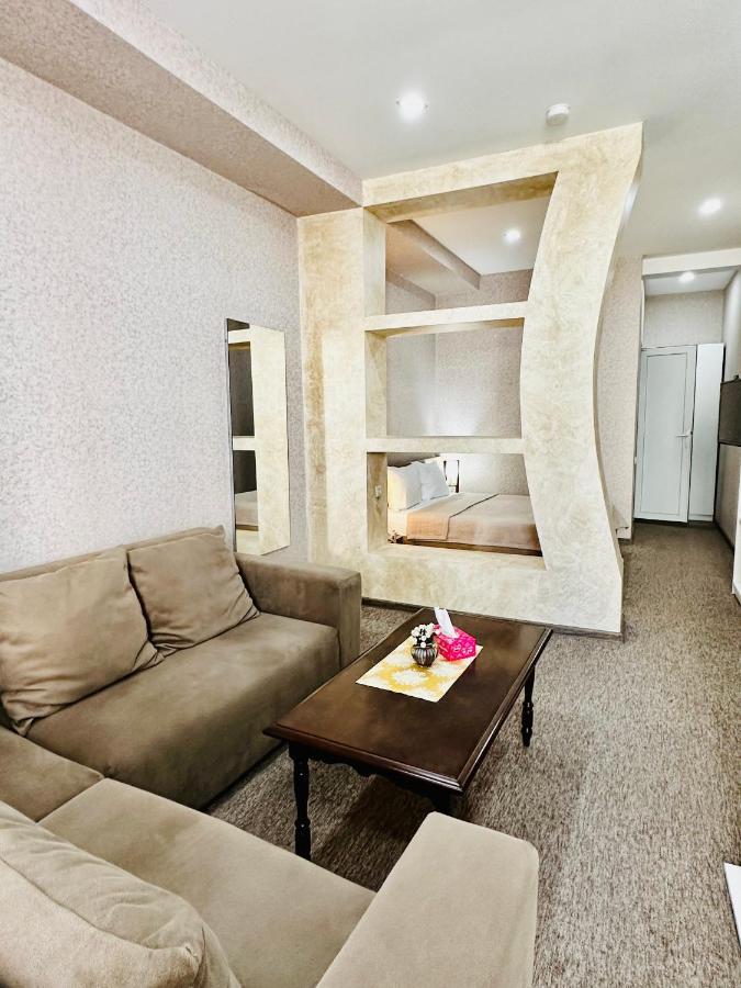 Hotel Liel Tbilisi Esterno foto